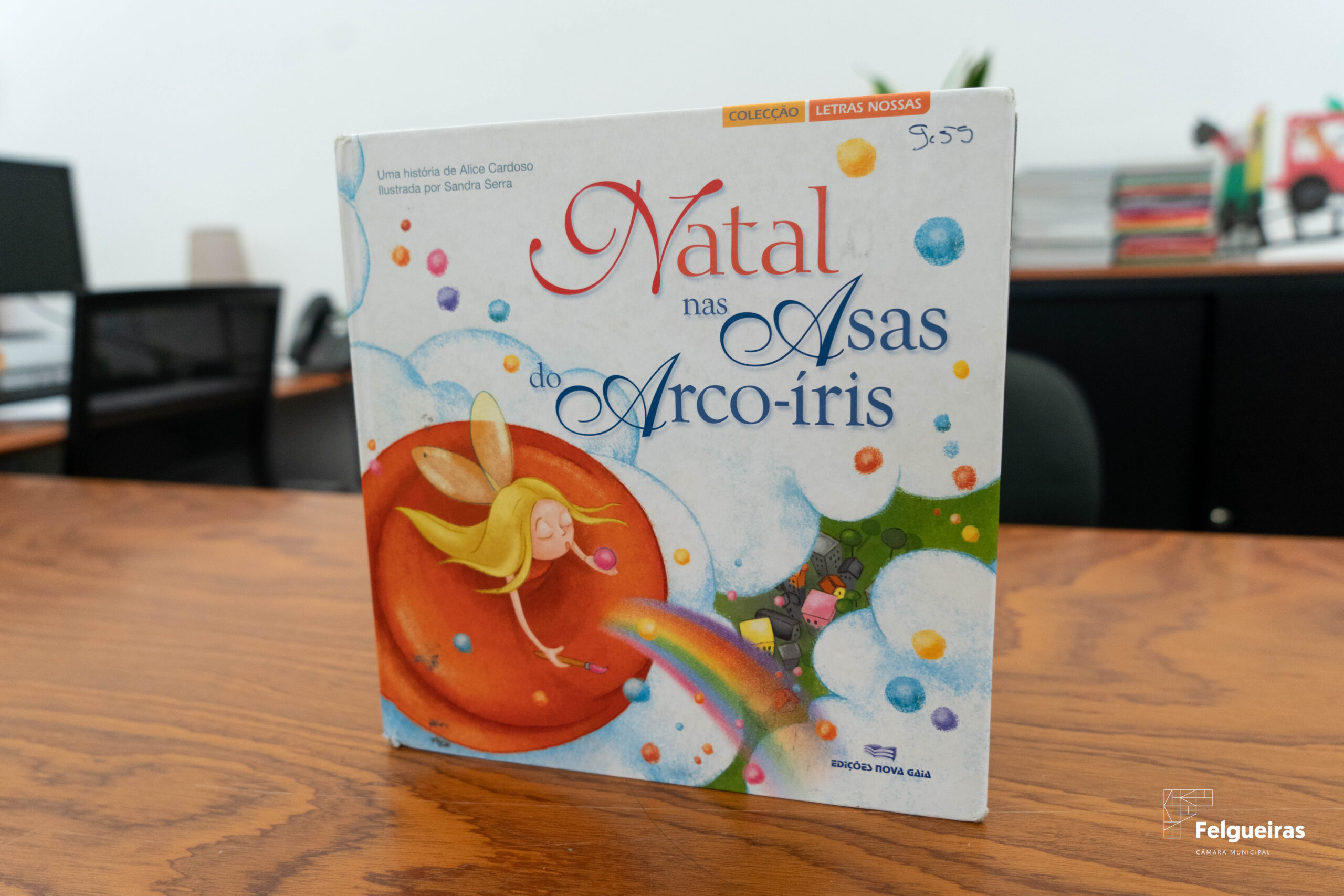 Natal nas asas do arco-íris livro