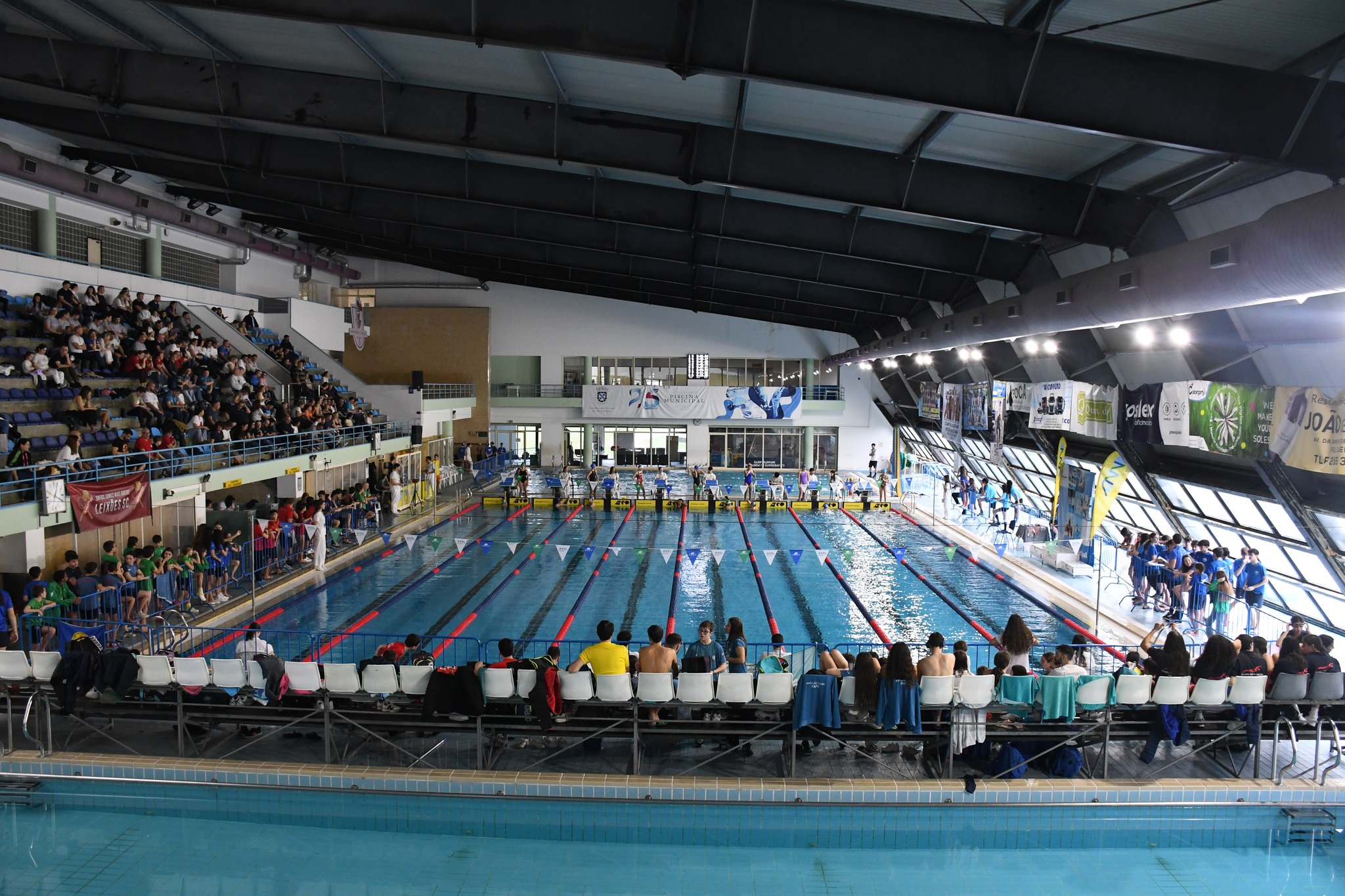 Jovens nadadores competiram em Felgueiras e FC Porto estabelece recorde nacional infantil dos 4x100 livres misto