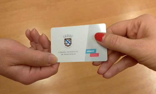 cm-felgueiras-rede-solidaria-do-medicamento-primeiros-cartoes